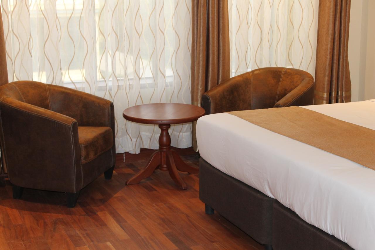 Cranes Suites Китале Экстерьер фото